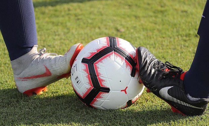 Taruhan Bola Untuk Kita Mainkan